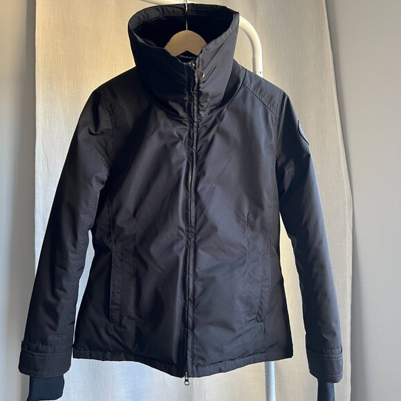 *RARE* Canada Goose Black Label Fitted Puffer - Picture 3 of 13